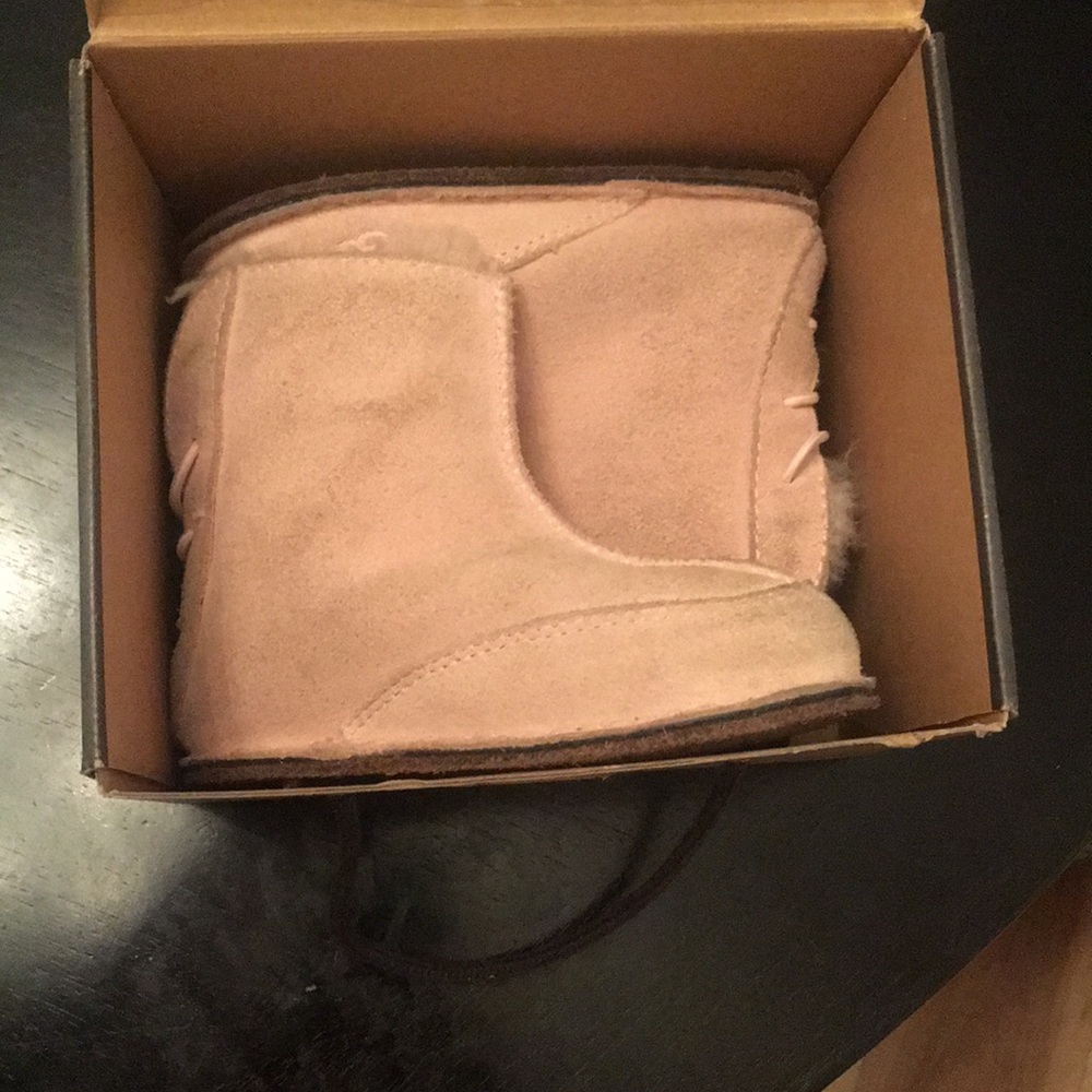 Girls Ugg boots